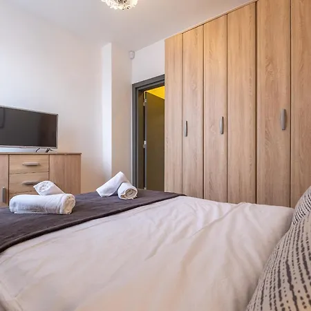 Cute 1br Near Ndk / Mountain View / 300mbps *