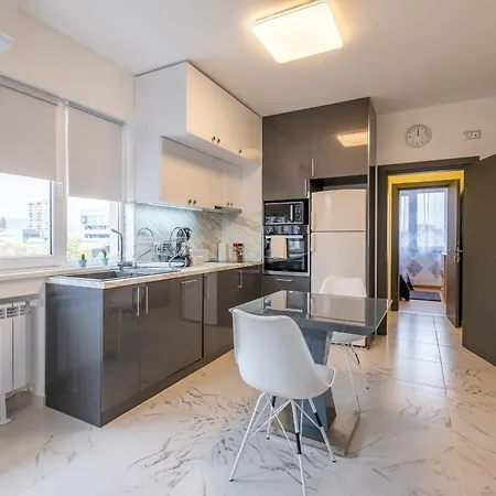 Cute 1br Near Ndk / Mountain View / 300mbps *